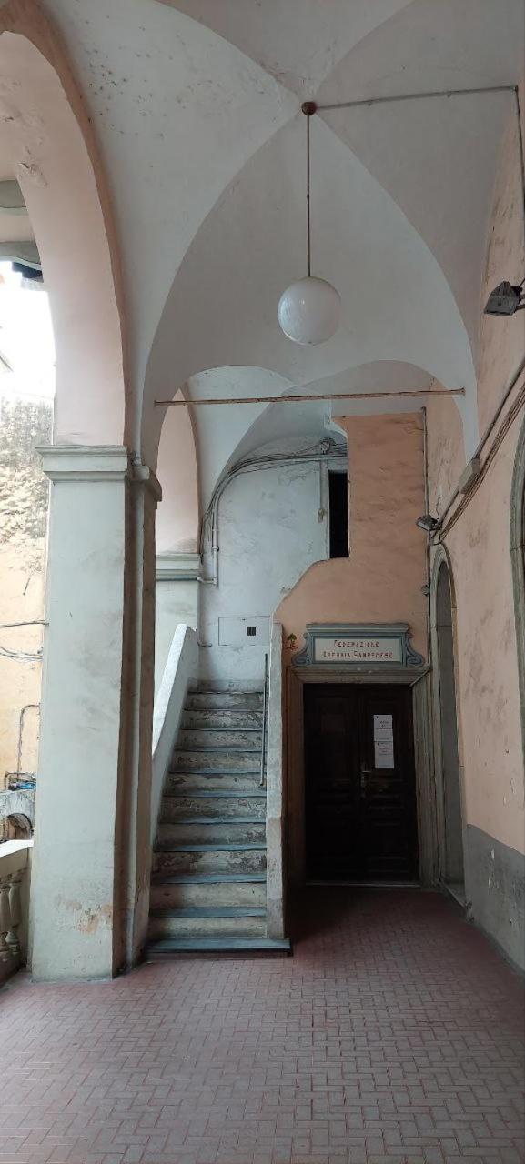 Apartament Casa Timaloki - Sanremo Centro Zewnętrze zdjęcie